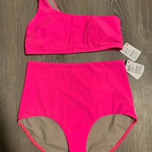 New Lululemon Size M highlighter pink swimsuit